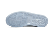100% Oryginalne Air Jordan 1 Mid Wolf Grey - widok z tyłu - 750.00 PLN