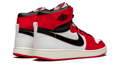 Buty Air Jordan Air Jordan 1 Retro AJKO Chicago (2021) - widok z przodu - Rozmiary EU