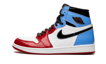 Air Jordan Air Jordan 1 Retro High Fearless OG biało-czerwony - widok główny z boku | Saturaise.com