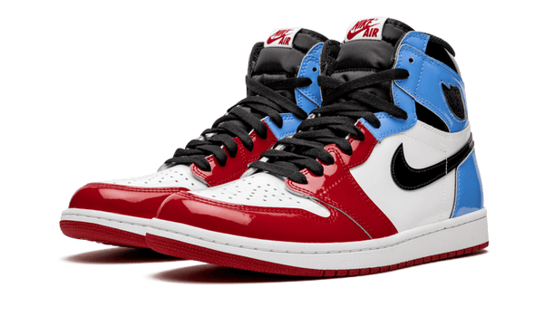Air Jordan 1 Retro High Fearless OG - Kup oryginalne Air Jordan 1 Retro High Fearless OG CK5666-100 - widok z drugiego boku - Sneakersy