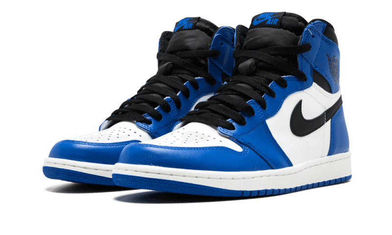Kup oryginalne Air Jordan 1 Retro High Game Royal (2018) 555088-403 - widok z drugiego boku - Sneakersy