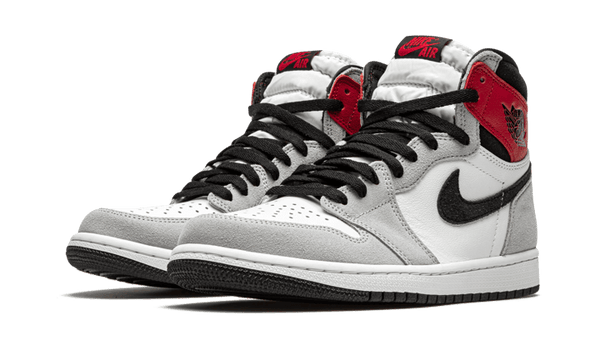 Air Jordan 1 Retro High Light Smoke Grey - Kup oryginalne Air Jordan 1 Retro High Light Smoke Grey 555088-126 - widok z drugiego boku - Sneakersy