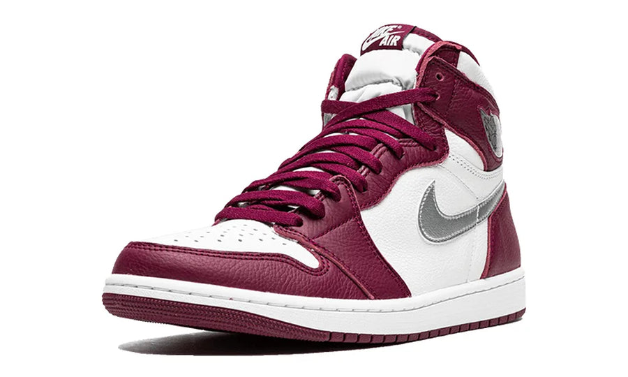 Air Jordan 1 Retro High OG Bordeaux - zdjęcie 4