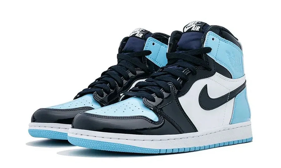 Air Jordan 1 Retro High UNC Patent - zdjęcie 3