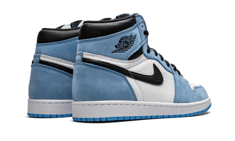 Buty Air Jordan Air Jordan 1 Retro High University Blue - widok z przodu - Rozmiary EU