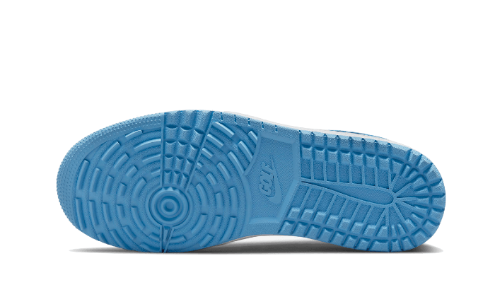 Buty Air Jordan Air Jordan 1 Retro Low Golf UNC - widok z przodu - Rozmiary EU