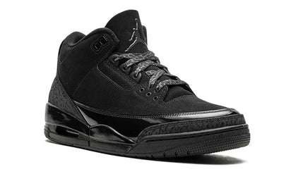 Air Jordan 3 Retro Black Cat (2025) - zdjęcie 2