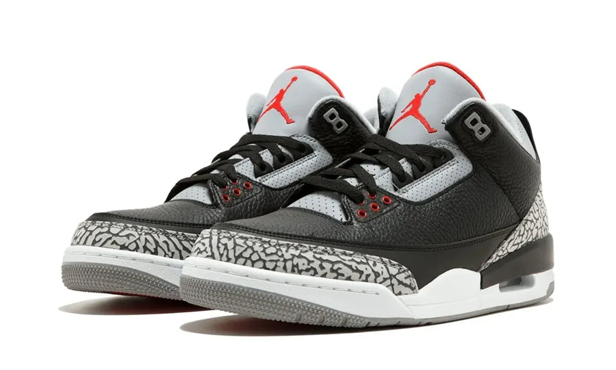 Air Jordan 3 Retro Black Cement Reimagined - zdjęcie 2