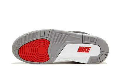 Air Jordan 3 Retro Black Cement Reimagined - zdjęcie 3