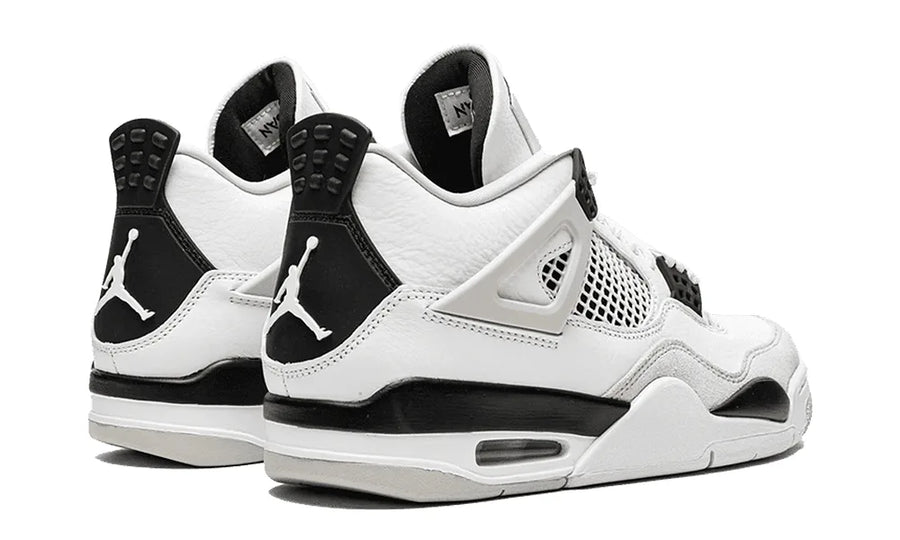 Air Jordan 4 Military Black - zdjęcie 3
