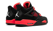 Buty Air Jordan Air Jordan 4 Retro Red Thunder - widok z przodu - Rozmiary EU