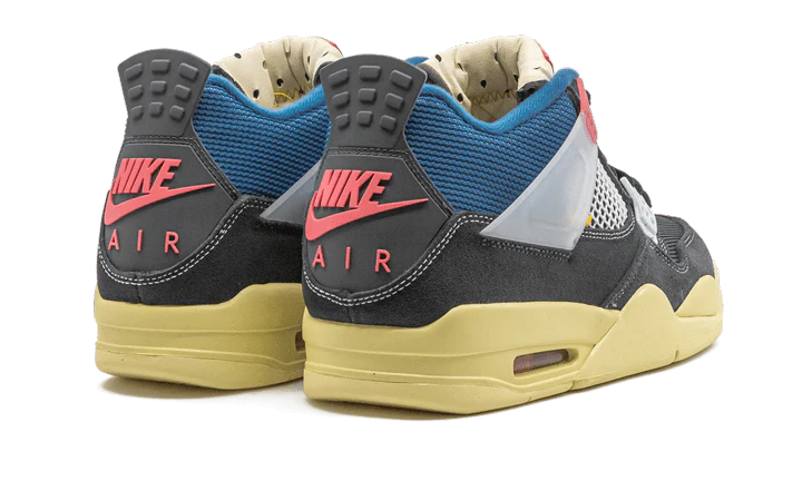 Buty Air Jordan Air Jordan 4 Retro Union Off Noir - widok z przodu - Rozmiary EU