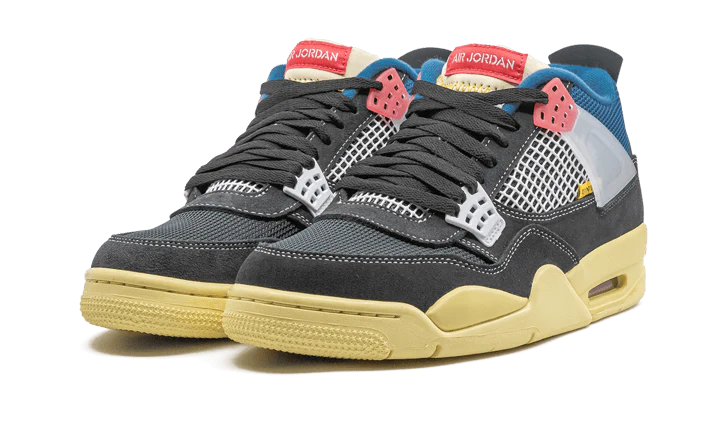 Kup oryginalne Air Jordan 4 Retro Union Off Noir DC9533-001 - widok z drugiego boku - Sneakersy