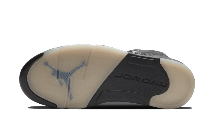 Buty Air Jordan Air Jordan 5 Retro Anthracite - widok z przodu - Rozmiary EU