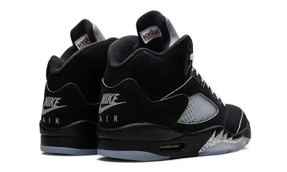 Air Jordan 5 Retro OG Black Metallic Reimagined - zdjęcie 3