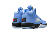 Buty Air Jordan Air Jordan 5 UNC University Blue - widok z przodu - Rozmiary EU