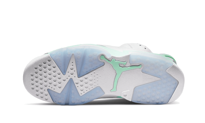 Buty Air Jordan Air Jordan 6 Retro Mint Foam - widok z przodu - Rozmiary EU