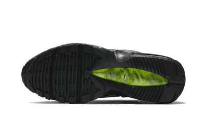 Buty Nike Air Max 95 NDSTRKT Neon - widok z przodu - Rozmiary EU