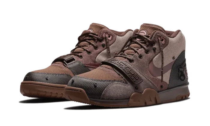 Kup oryginalne Air Trainer 1 SP Travis Scott Wheat DR7515-200 - widok z drugiego boku - Sneakersy