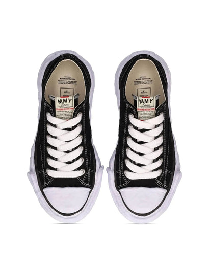 Buty Maison Mihara Yasuhiro Mihara Yasuhiro Peterson Low 23 OG Sole Canvas Sneakers - widok z przodu - Rozmiary EU