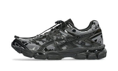 Asics Asics Gel-Cumulus 16 Cecilie Bahnsen Floral Pack Black czarny-brązowy - widok główny z boku | Saturaise.com