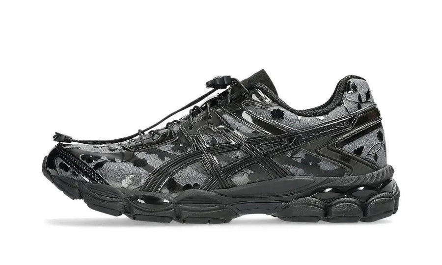Asics Asics Gel-Cumulus 16 Cecilie Bahnsen Floral Pack Black czarny-brązowy - widok główny z boku | Saturaise.com