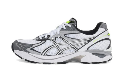 New Balance GT-2160 JJJJound White czarny-biały - widok główny z boku | Saturaise.com