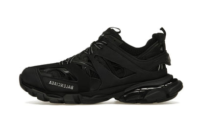 Balenciaga Balenciaga Track Triple Black czarny - widok główny z boku | Saturaise.com