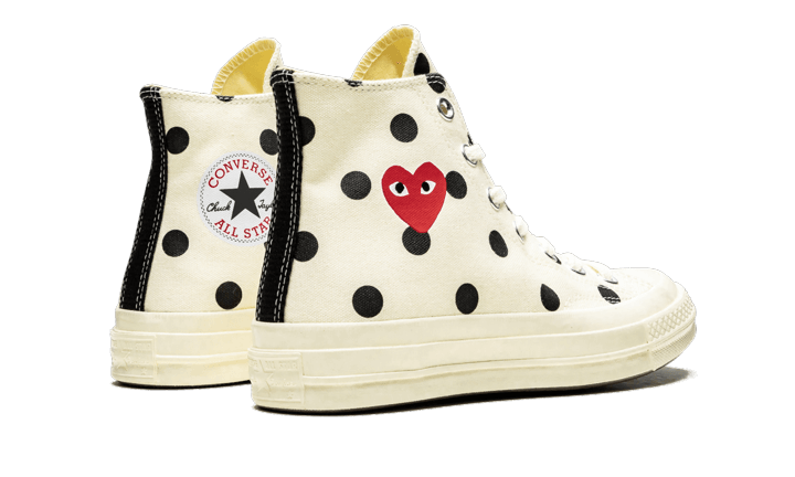 Buty Converse Chuck Taylor All-Star 70s Hi Comme des Garçons PLAY Polka Dot White - widok z przodu - Rozmiary EU