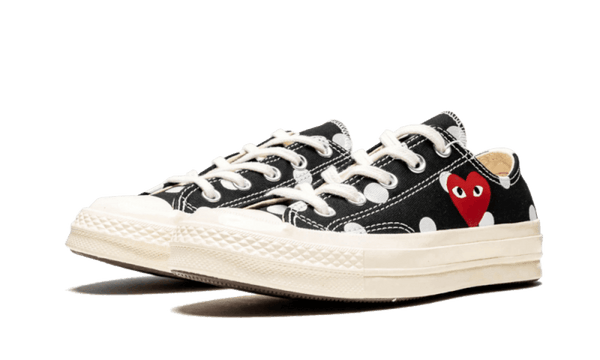 Chuck Taylor All-Star 70s Ox Comme des Garçons PLAY Polka Dot Black - Kup oryginalne Chuck Taylor All-Star 70s Ox Comme des Garçons PLAY Polka Dot Black - widok z drugiego boku - Sneakersy