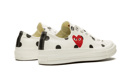 Buty Converse Chuck Taylor All-Star 70s Ox Comme des Garçons PLAY Polka Dot White - widok z przodu - Rozmiary EU