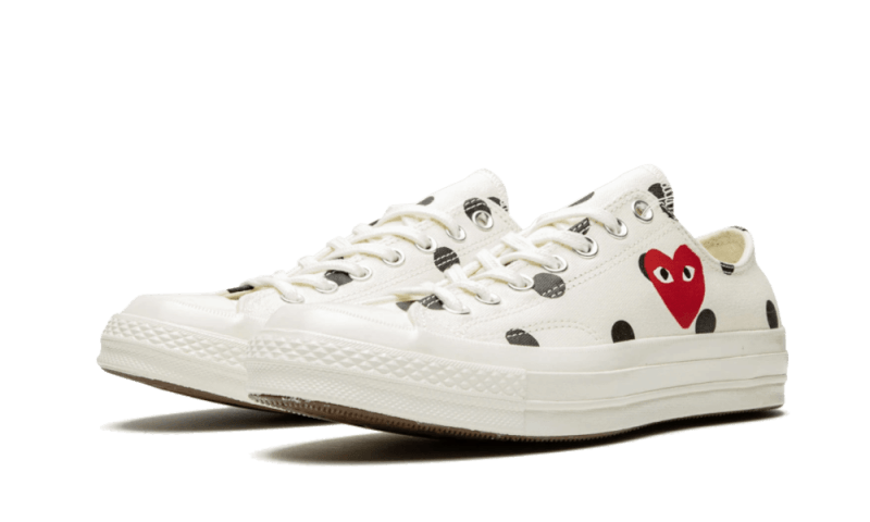 Kup oryginalne Chuck Taylor All-Star 70s Ox Comme des Garçons PLAY Polka Dot White - widok z drugiego boku - Sneakersy