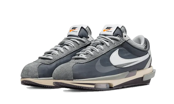 Nike Cortez 4.0 Sacai Iron Grey - Nike Cortez 4.0 Sacai Iron Grey - widok z drugiego boku - Premium Quality