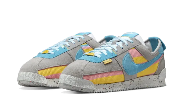 Nike Cortez Union Light Smoke Grey - Kup oryginalne Nike Cortez Union Light Smoke Grey - widok z drugiego boku - Sneakersy