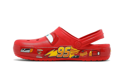Crocs Classic Clog Lightning McQueen żółto-czarny - widok główny z boku | Saturaise.com