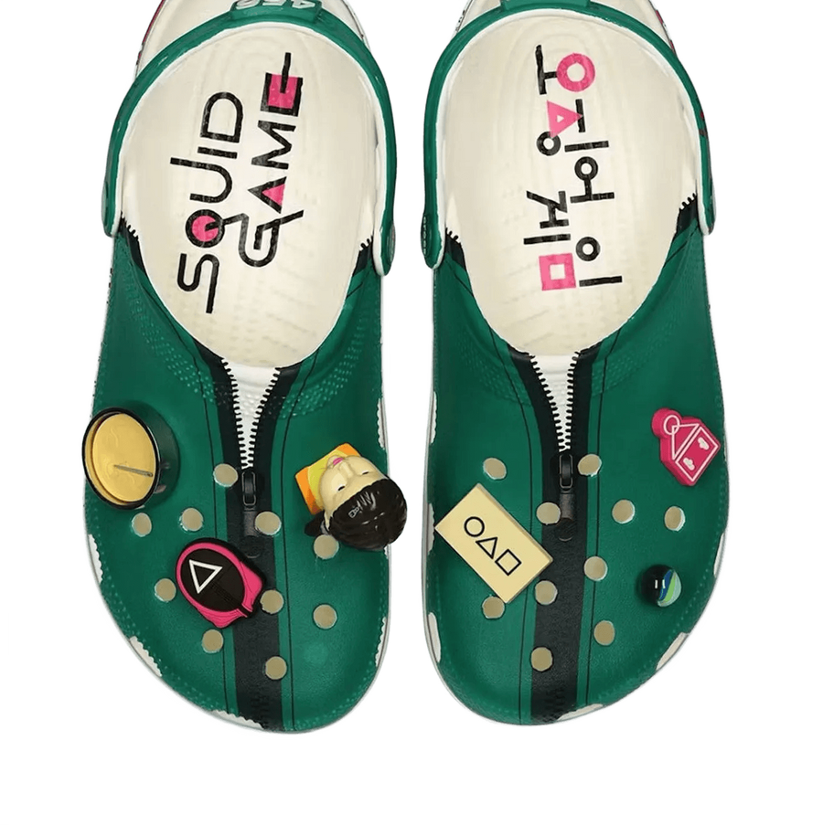 Buty Crocs Classic Clog Squid Game - widok z przodu - Rozmiary EU