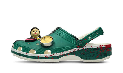 Crocs Classic Clog Squid Game zielony - widok główny z boku | Saturaise.com