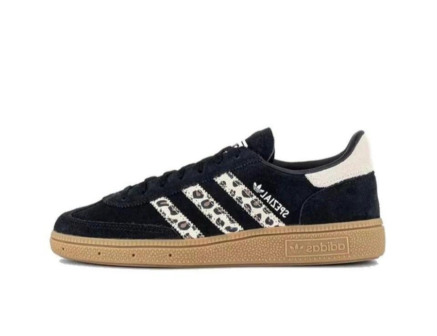 Adidas Handball Spezial Black Wonder Leopard czarny-biały - widok główny z boku | Saturaise.com