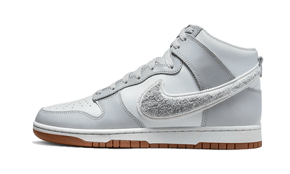 Nike Dunk High Retro Chenille Swoosh White Grey biały-szary - widok główny z boku | Saturaise.com