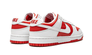 Buty Nike Dunk Low Championship Red - widok z przodu - Rozmiary EU