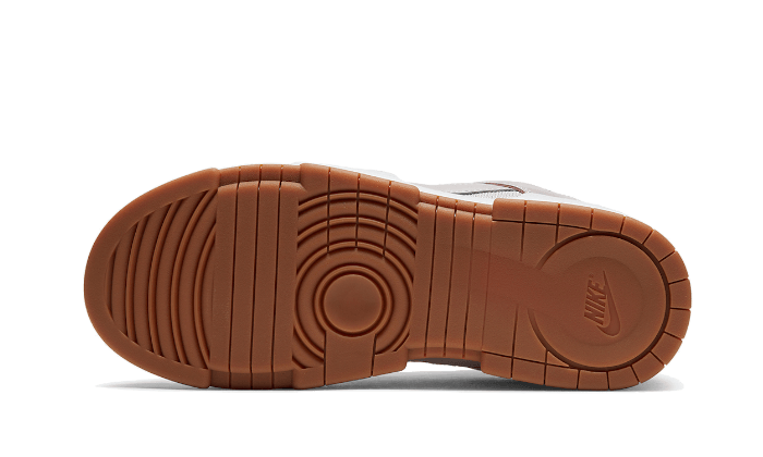 Buty Nike Dunk Low Disrupt Barely Rose - widok z przodu - Rozmiary EU