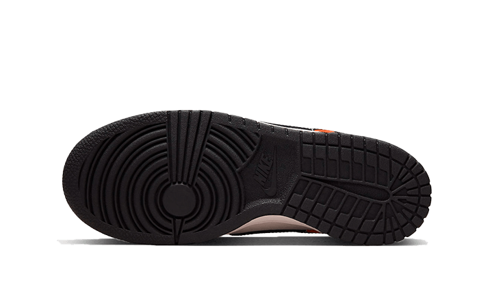 Buty Nike Dunk Low Halloween (2022) - widok z przodu - Rozmiary EU