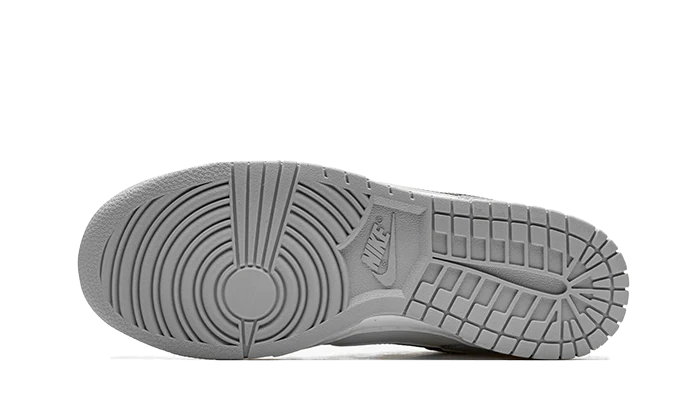 Buty Nike Dunk Low Jackpot - widok z przodu - Rozmiary EU
