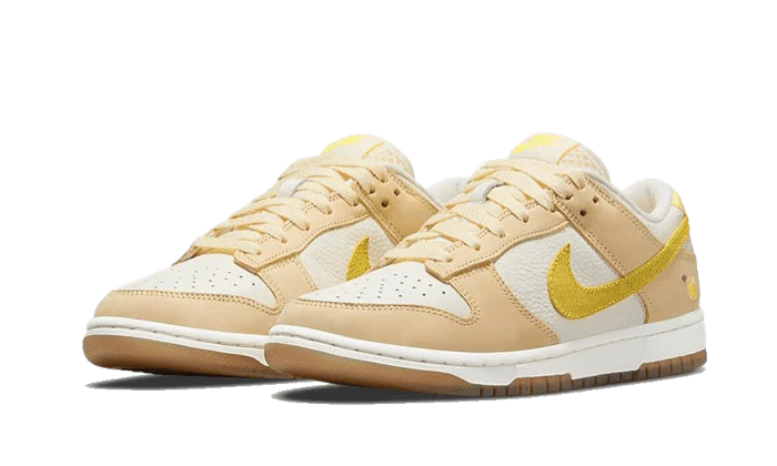 Kup oryginalne Dunk Low Lemonade DJ6902-700 - widok z drugiego boku - Sneakersy