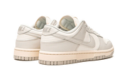 Buty Nike Dunk Low Light Bone - widok z przodu - Rozmiary EU