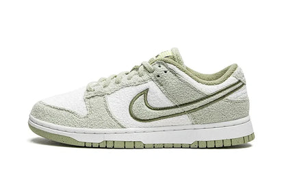 Dunk Low SE Fleece Green