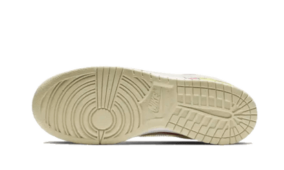 Buty Nike Dunk Low SP City Market - widok z przodu - Rozmiary EU