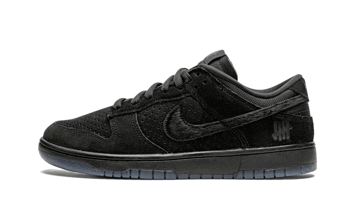Nike Dunk Low SP Undefeated 5 On It Black czarny-biały - widok główny z boku | Saturaise.com