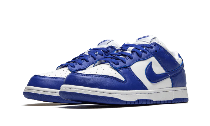 Kup oryginalne Dunk Low SP Varsity Royal (Kentucky) CU1726-100 - widok z drugiego boku - Sneakersy