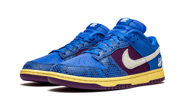 Dunk Low Undefeated 5 On It - Kup oryginalne Dunk Low Undefeated 5 On It DH6508-400 - widok z drugiego boku - Sneakersy